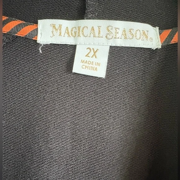 Halloween NWT Women’s Black Hoodie with Ghost and Pumpkin Design. Size 2X - Picture 4 of 7